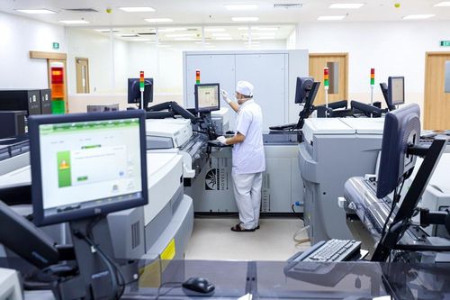 Thủ tướng yêu cầu giải quyết dứt điểm việc thiếu thuốc, vật tư y tế