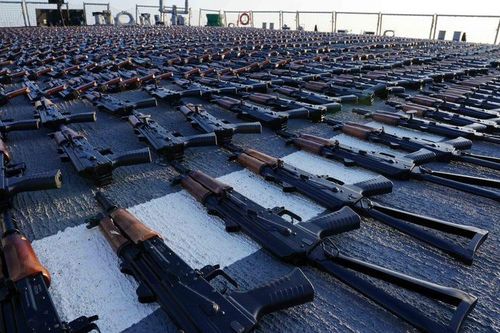 Điều gì xảy ra với số vũ khí Mỹ thu giữ được từ những tổ chức buôn lậu?