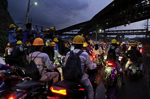 Mặt tối phía sau ngành công nghiệp triệu đô pin xe điện: Có đáng để đánh đổi?