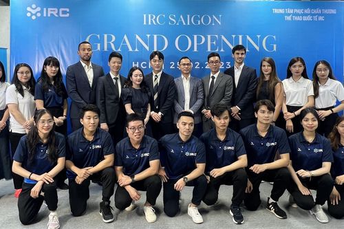 Xuân Trường hứa hỗ trợ tuyển nữ Việt Nam trước World Cup 2023