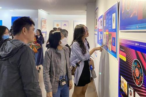 Sinh viên Việt đoạt 20 giải thưởng Thiết kế đồ họa quốc tế