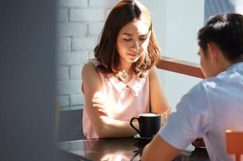 Để bảo vệ danh dự cho anh tôi, chị dâu buộc phải nói ra bí mật