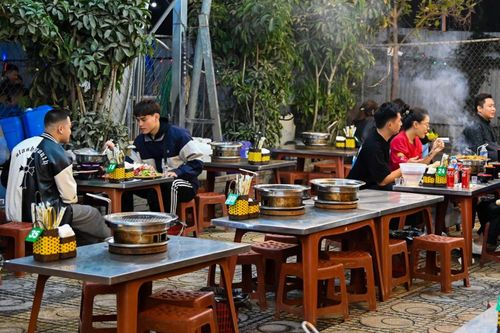 Hàng loạt quán nhậu vắng khách trong thời gian cao điểm kiểm soát nồng độ cồn