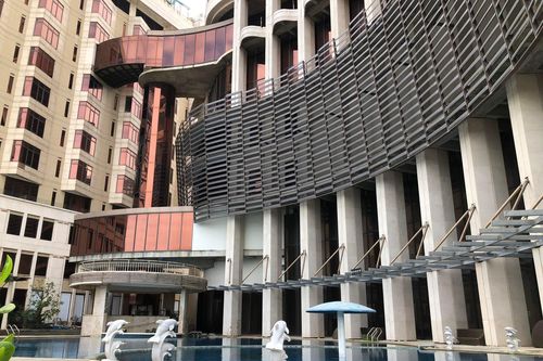 Dịch qua, hè tới nhưng loạt khách sạn ở Đà Nẵng vẫn đóng cửa im lìm