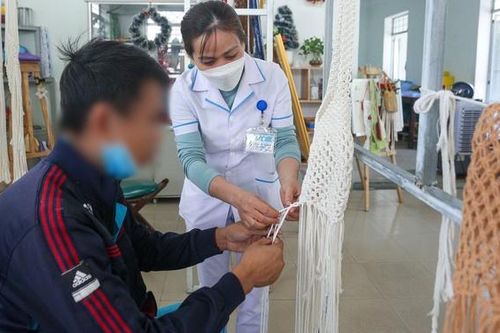 Chuyện về những y, bác sĩ 'thần kinh thép' tại Bệnh viện Tâm thần Đà Nẵng