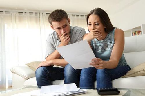 Nhiều người Mỹ không dám sinh con vì nợ nần
