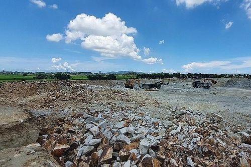 Bà Rịa - Vũng Tàu: 26/33 điểm mỏ được cấp giấy phép nhưng chưa phù hợp về quy hoạch xây dựng