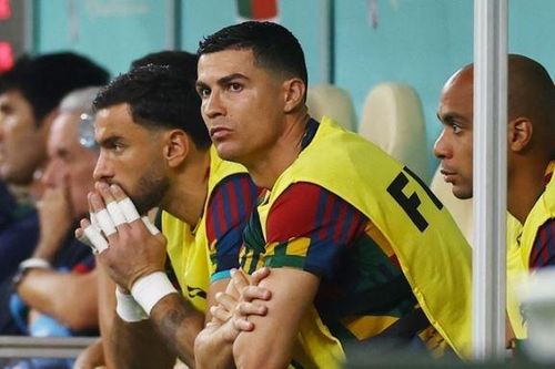 FIFA bị chỉ trích vì chiếu hình Ronaldo ngồi dự bị ở World Cup