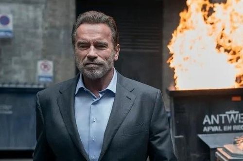 'Kẻ hủy diệt' Arnold Schwarzenegger trở lại