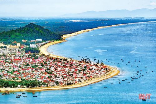 Các khu, điểm du lịch biển Hà Tĩnh 'làm mới' nhiều sản phẩm để đón khách