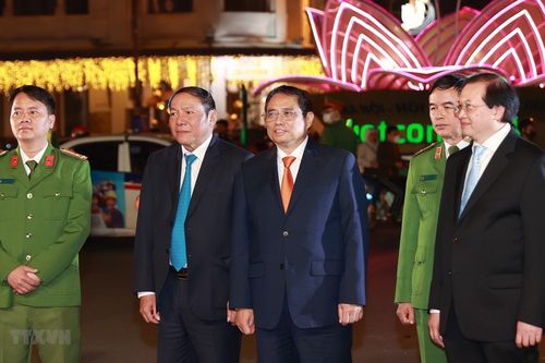 Thủ tướng dự Lễ kỷ niệm 80 năm ra đời Đề cương về Văn hóa Việt Nam