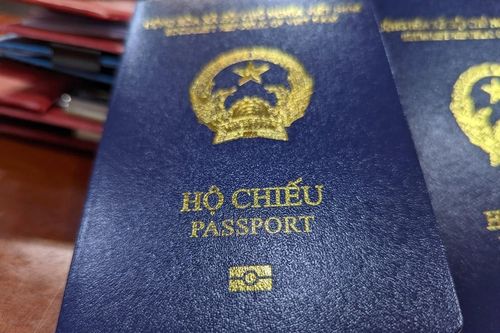 Hộ chiếu gắn chip dùng để làm gì