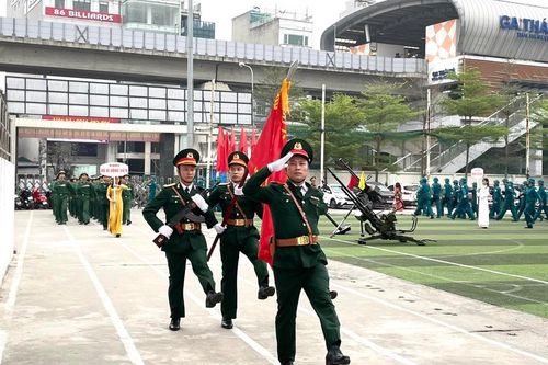 Hơn 1.000 chiến sỹ quận Đống Đa tham gia huấn luyện dân quân tự vệ
