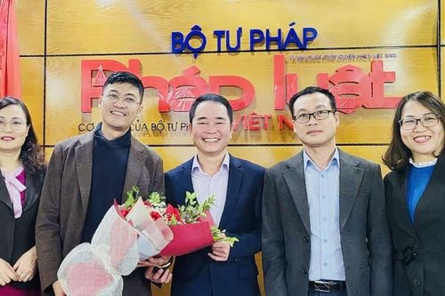 Tiến sĩ Vũ Hoài Nam làm Tổng biên tập Báo Pháp luật Việt Nam