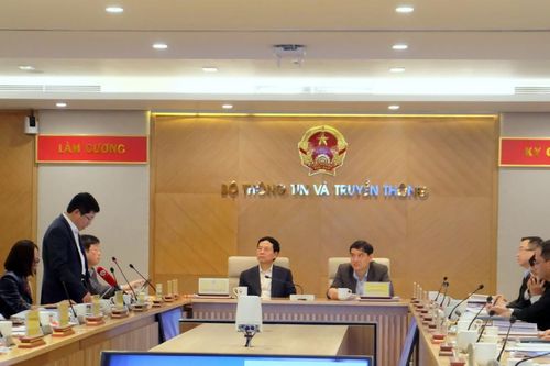 Sớm hoàn thiện chính sách, pháp luật để phát triển báo chí