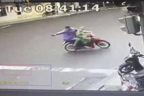Khương 'mặt sắt' - kẻ dùng súng đạn pháo bắn người trên phố