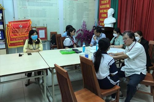 Nhiều học sinh sốt, ho bất thường do nhiễm siêu vi hô hấp