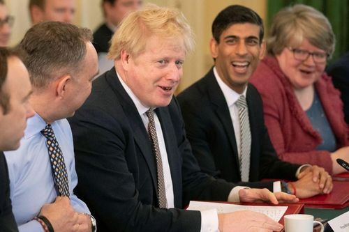 Cái bóng của ông Boris Johnson vẫn bao trùm đảng Bảo thủ