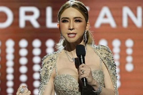 Hoa hậu Hoàn vũ sẽ bị tẩy chay vì sự độc đoán của nữ tỷ phú chuyển giới?
