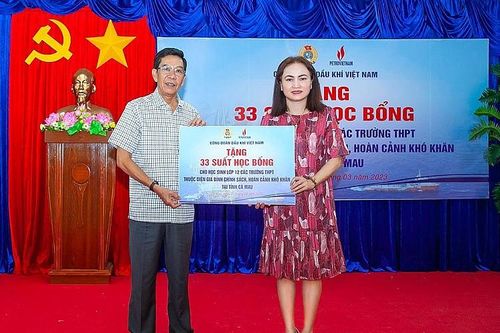 Công đoàn ngành Dầu khí tiếp tục đồng hành cùng giáo dục