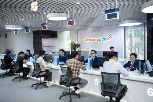 Phó tổng giám đốc KienlongBank từ nhiệm