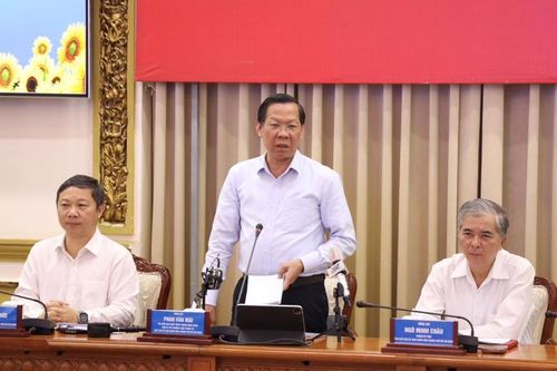 Gần 320.000 khách du lịch đến TP Hồ Chí Minh trong 2 tháng đầu năm 2023