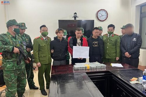 Phê chuẩn khởi tố 3 đối tượng vận chuyển số lượng ma túy 'khủng'