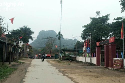 Thêm một cán bộ địa chính ở Nghệ An bị đình chỉ công tác