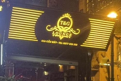 Nhiều năm bị tra tấn bởi 'nhạc sàn' từ quán Bar, cụ ông lập nhật ký ghi lại phút bình yên hiếm hoi