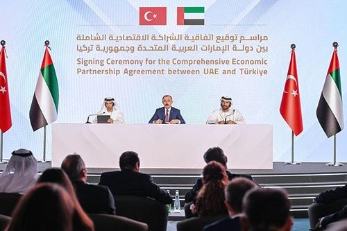 UAE-Thổ Nhĩ Kỳ đánh dấu cột mốc quan trọng trong khu vực, dắt tay nhau tiến sang 'chương mới'