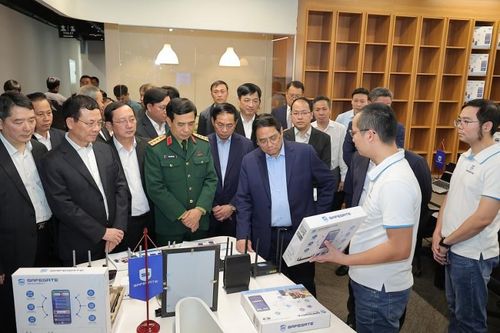 Hội tụ trí tuệ và lan tỏa lợi ích đổi mới sáng tạo Việt Nam