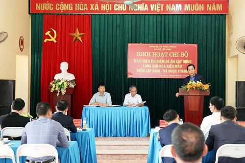 Phó Bí thư Thường trực Tỉnh ủy Vĩnh Phúc dự sinh hoạt Chi bộ thôn Lập Đinh