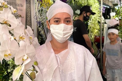 Con gái nghệ sĩ Vũ Linh: 'Ba giấu thông tin vì muốn tôi yên ổn'