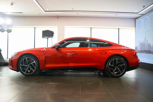 Xe Mercedes-Benz và Audi bị triệu hồi tại Việt Nam