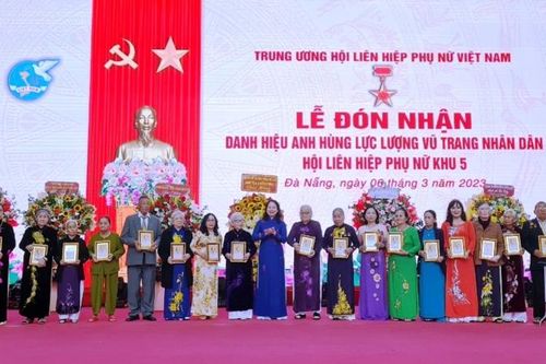 Tiếp tục kế thừa và phát huy truyền thống, phẩm chất cao đẹp của phụ nữ Việt Nam