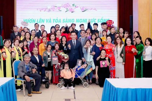 Lan tỏa thông điệp vươn lên và tỏa sáng nghị lực sống