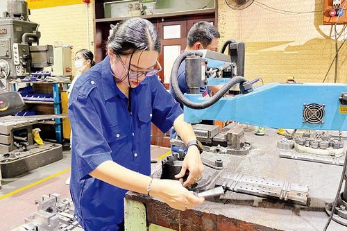 Hỗ trợ doanh nghiệp nhỏ và vừa tham gia chuỗi cung ứng toàn cầu
