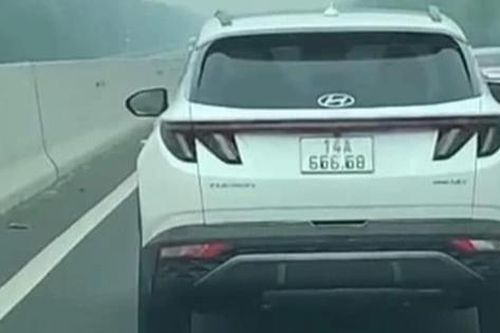 Nam tài xế lấy băng dính sửa biển số ô tô thành 666.68 vì thích 'lộc phát'