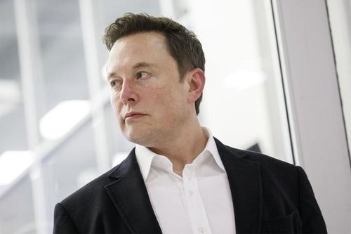 Elon Musk bị FDA từ chối cấy chip lên não người vì rủi ro an toàn