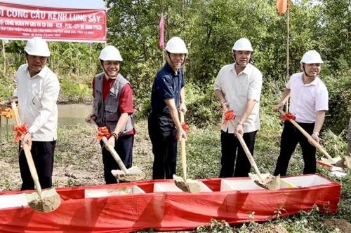 PV GAS phối hợp thực hiện Công trình dân sinh tại Cà Mau