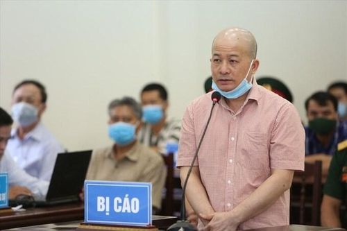 Út trọc Đinh Ngọc Hệ tiếp tục bị truy tố về tội trốn thuế