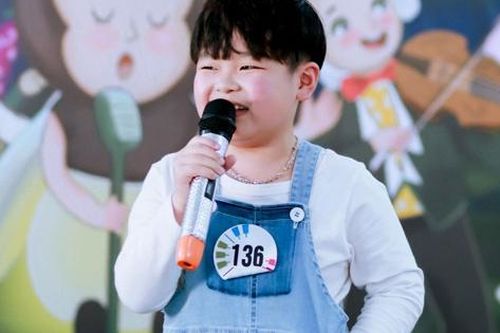 Vẻ lí lắc, đáng yêu của bé Voi phim 'Đừng làm mẹ cáu' khiến khán giả yêu mến