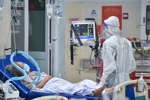 Cà Mau đề nghị cơ sở y tế cả nước 'cấm cửa' một bác sĩ