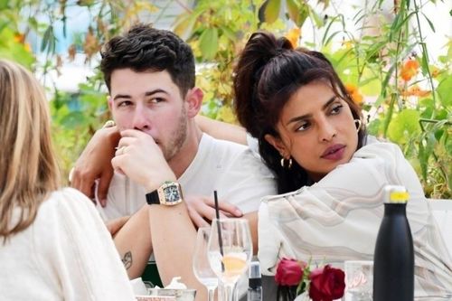 Người sở hữu đồng hồ đắt nhất trong Jonas Brothers