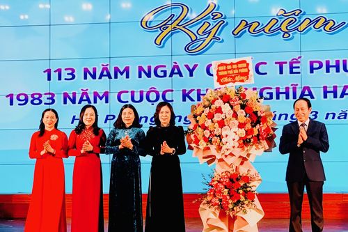 Phụ nữ Hải Phòng phát động thi đua 'Xây dựng người phụ nữ Việt Nam thời đại mới'