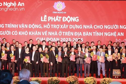 128 đơn vị hỗ trợ xây dựng 10.184 căn nhà cho hộ nghèo, người có hoàn cảnh khó khăn ở Nghệ An