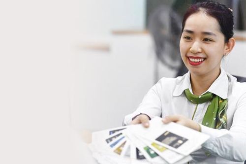 Bancassurance: Không tham bát bỏ mâm