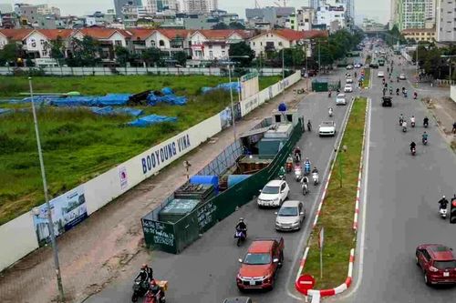 Tuyến đường chỉ dài 300 m nhưng có 9 lô cốt án ngữ