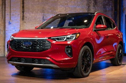 Sau EcoSport, Ford tiếp tục 'khai tử' mẫu xe SUV Escape