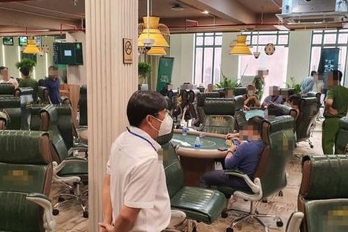 Xử phạt cơ sở Poker tại TPHCM cố tình tổ chức thi đấu không phép